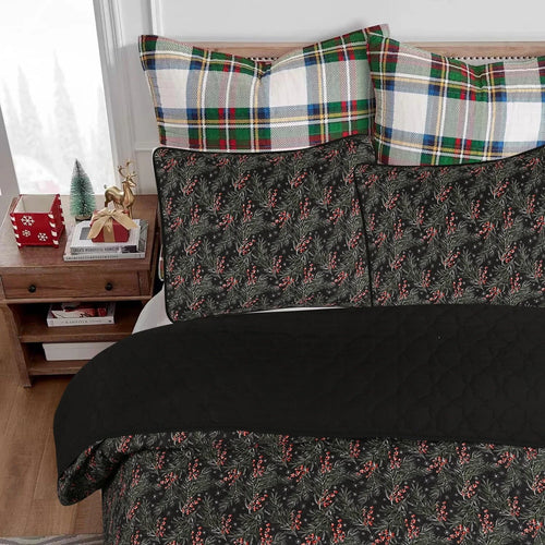 3 Pcs Festive Christmas Quilt Bedspread Set Holiday Bedding Holly Berry Tree